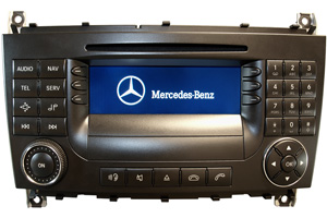 Mercedes CLS Klasse Navi Softwarefehler, Navigationsgerät Reparatur