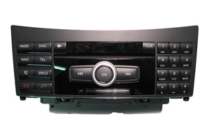 Mercedes CLS Klasse Navigationsgerät Pixelfehler Reparatur, Navi - Display / Monitor defekt