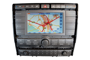 Phaeton - RNS-MFD 2 Navigation Reparatur Displayausfall - Pixelfehler / Lesefehler / Laufwerkfehler / GPS-Empfang / Komplettausfall